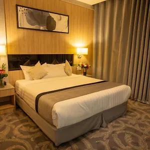  Aparthotel Laten Suites Andalus Mall